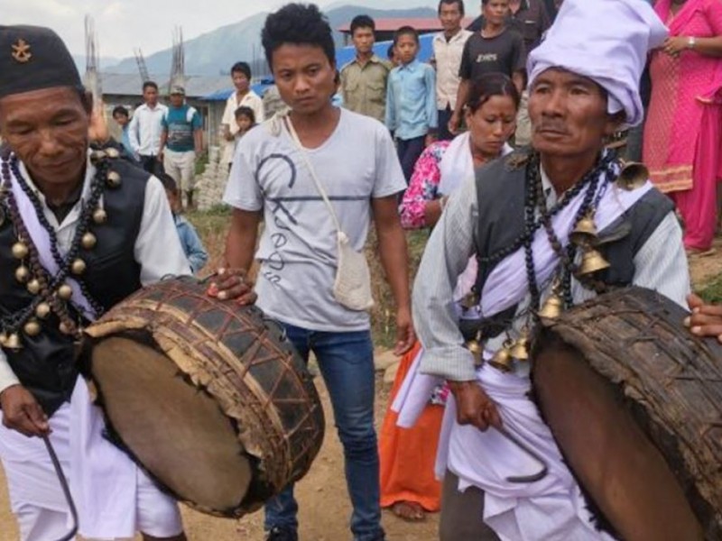 न्वागी (छोनाम) मनाउँदै चेपाङ